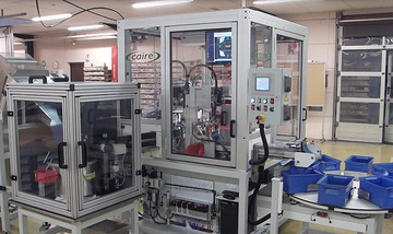 Machine automatique d'assemblage joints sur croisillon 4