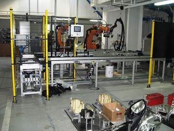 Ilot robotis&eacute; d&eacute;pose colle et assemblage phare