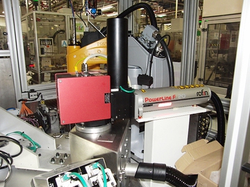 Station de marquage laser  pi&egrave;ce automobile