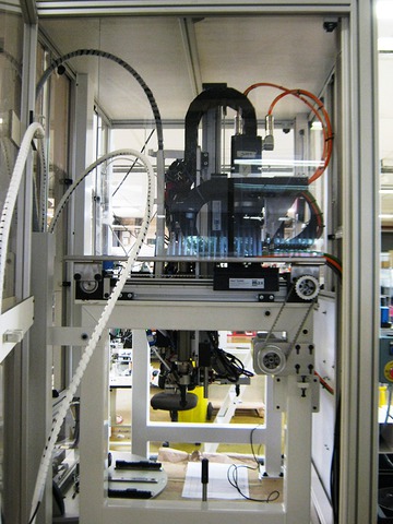 Machine d&eacute;pose graisse thermique et assemblage  carte &eacute;lectronique