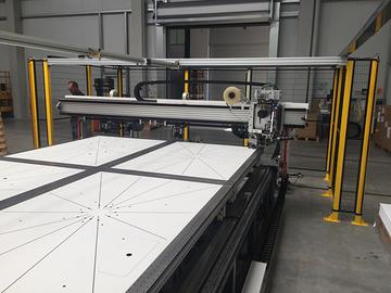 Machine d'assemblage et pr&eacute;paration afiiches 4 morceaux semi automatique (9m&sup2;) 5