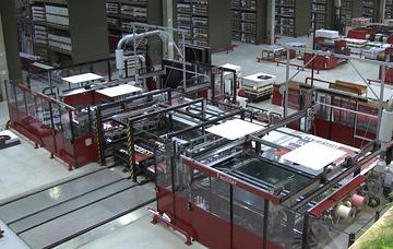 Machine d'assemblage d'affiches de 4 &agrave; 10 m&sup2; en 2 morceaux auto