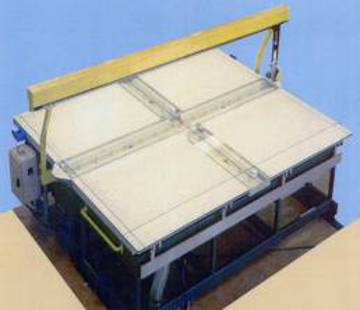 Assemblage et pr&eacute;paration d'affiches 4 morceaux (table manuelle)